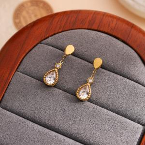 Boucle d'oreilles dorées - image 2